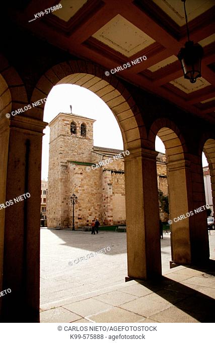 Church of San Juan de Puerta Nueva (12th century), Zamora. Castilla-León, Spain