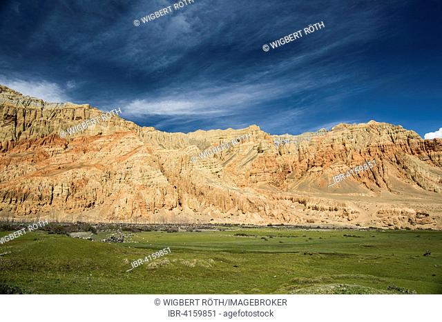 Red rock formations, Red Cliffs, erosion landscape, Dhakmar, former Kingdom of Mustang, Nepal