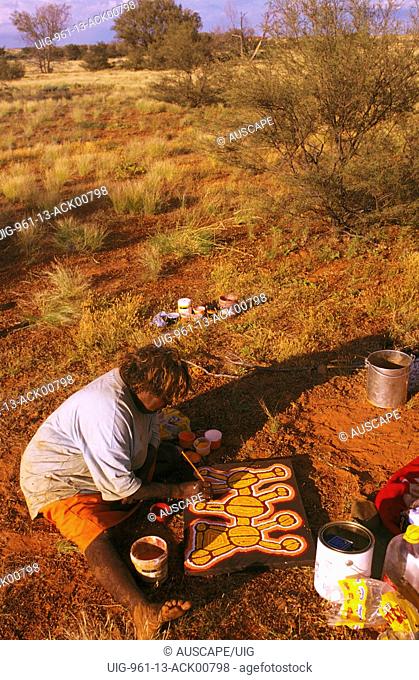 Warlayirti Artists, Miriam Olodoodi Pippar, Great Sandy Desert, Western Australia