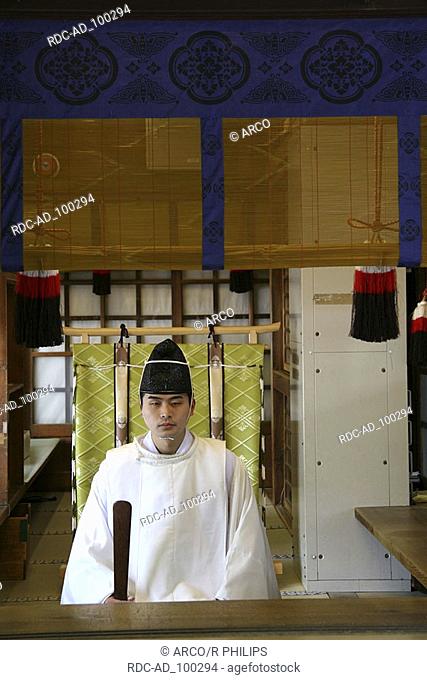 Priest Meijin Shrine Tokyo Japan Priester Meijin-Schrein Tokio Japan