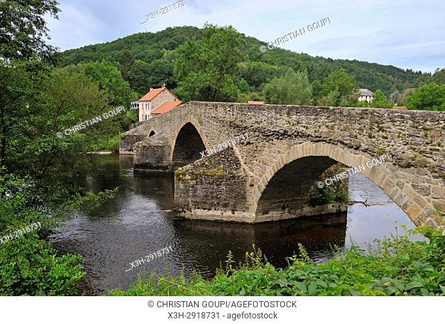 Medieval bridge of Menat across the River Sioule, Puy-de-Dome department, Auvergne-Rhone-Alpes region, France, Europe