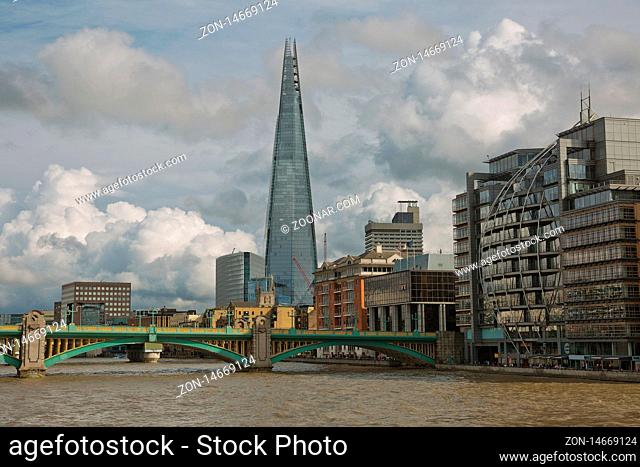 LONDON, UK - SEPTEMBER 08, 2017: Renzo Piano new skyscraper 'The Shard' in London. The 95-story Shard, standing at 310 meters (1, 016 feet)