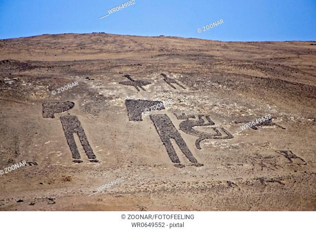 Geoglyphen praekolumbische Scharrbilder im Azapa Tal, Arica, Chile, Earth paintings at the Azapa valley, Arica, Chile