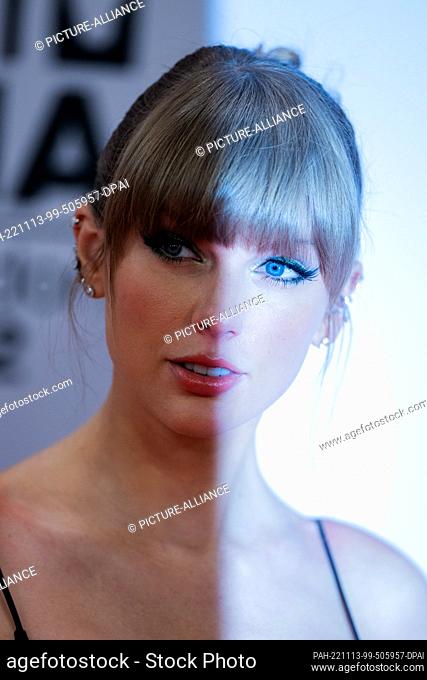 13 November 2022, North Rhine-Westphalia, D¸sseldorf: Taylor Swift walks the red carpet at the MTV Europe Music Awards ceremony in front of PSD Bank Dome