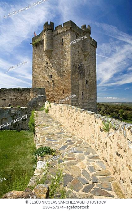 San Felices de los Gallegos Castle or Duque de Alba Castle, in San Felices de los Gallegos, Arribes del Duero Natural Park, Salamanca, Castilla y Leon, Spain