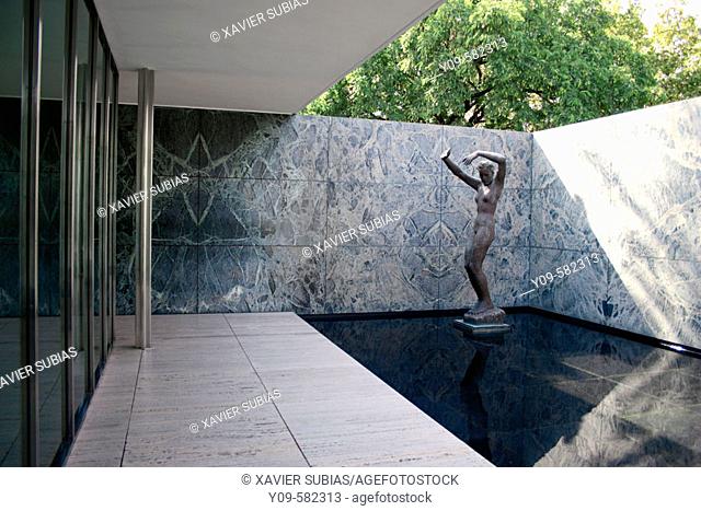 Georg Kolbe sculpture. Mies van der Rohe pavilion. Barcelona, Spain