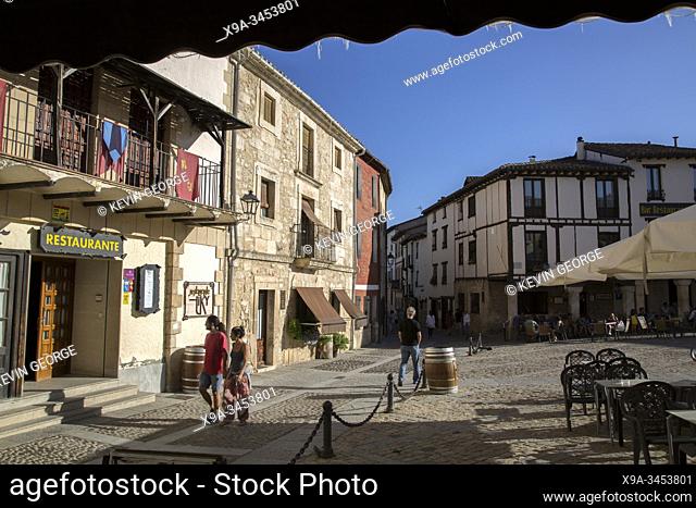 Bars and Terraces, Plaza de la Infanta Urraca Square; Covarrubias; Burgos; Spain