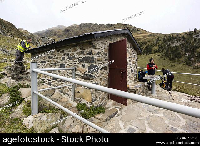 refugio cabaña de Pomero, Artiga de Lin, valle de Aran, cordillera de los Pirineos, lleida, Catalunya, Spain, europe