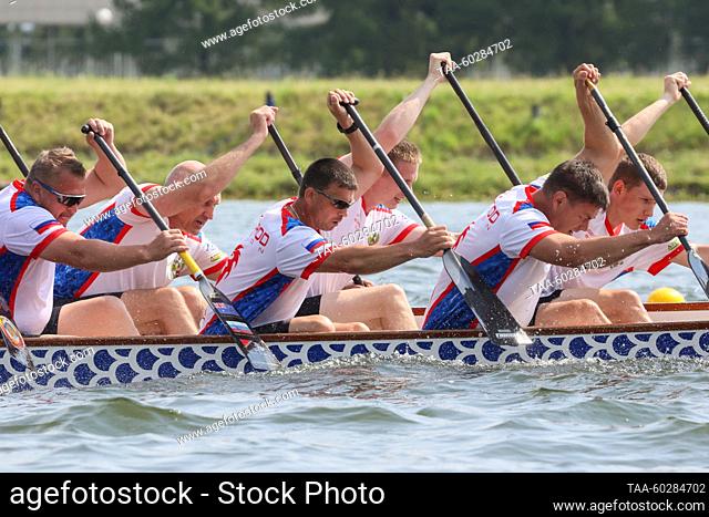 RUSSIA, MOSCOW - JULY 6, 2023: A team competes at the 2023 Russian Dragon Boat Racing Championships on Moskva Rowing Canal in Krylatskoye