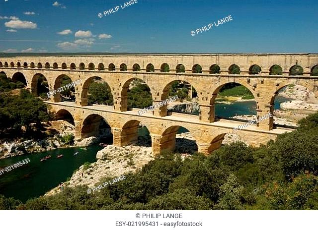 Pont du Gard - römische Aquäduktbrücke