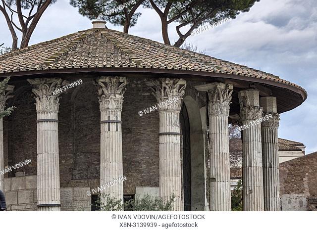 Temple of Hercules Victor, Hercules Olivarius, Piazza Bocca della Verita, Forum Boarium (2nd century), Rome, Lazio, Italy