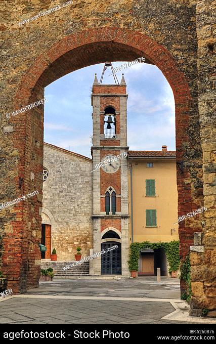 San Quirico d'Orcia, Church of San Francesco, Piazza della liberta, Val d'Orcia, Tuscany, Italy, Europe