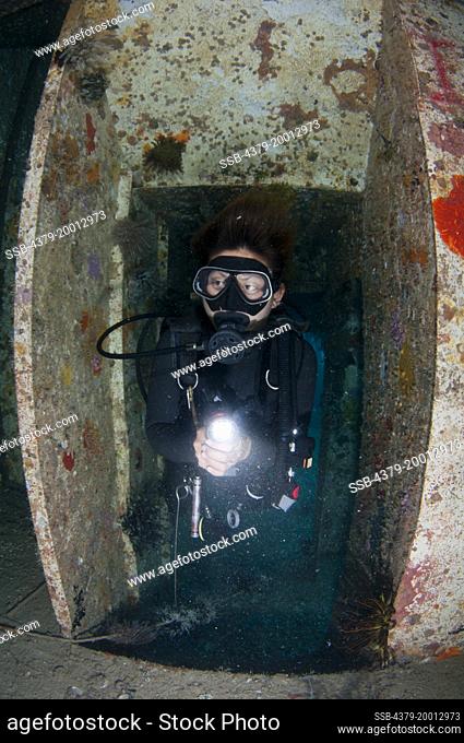 Kapalai wreck, Diver penetrates the wreck, Kapalai, Sabah, Borneo, Malaysia