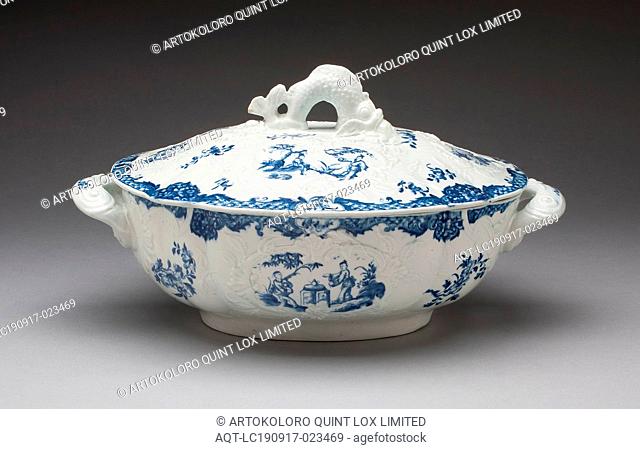 Tureen, c. 1755, Worcester Porcelain Factory, Worcester, England, founded 1751, Worcester, Soft-paste porcelain, underglaze blue, 21.6 x 40 x 27