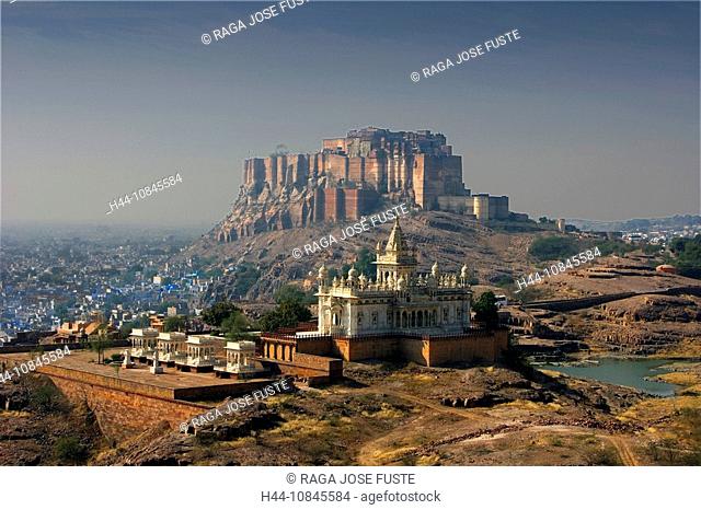 India, State of Rajasthan, Jodhpur city, Meherangarh Fort, Jaswant Thada Monument, Asia, travel, January 2008, archite