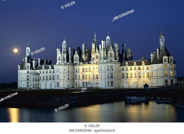 France, Loire-Tal, chateau de  Chambord, 16. Jh., river Cosson,  Night, full moon,  Europe, destination, sight, construction, buildings, palace, Loire-Schloss
