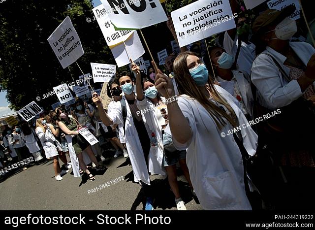 Madrid, Spain; 08/06/2021.- The demonstration reaches the Ministry of Health where some propose to camp until a solution to their demands is reached