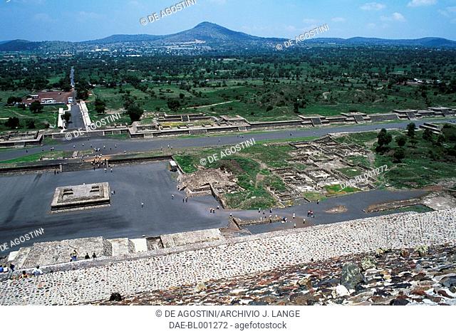 View of the Avenue of the Dead from the Pyramid of the Sun, Teotihuacan (Unesco World Heritage List, 1987), Anahuac, Mexico