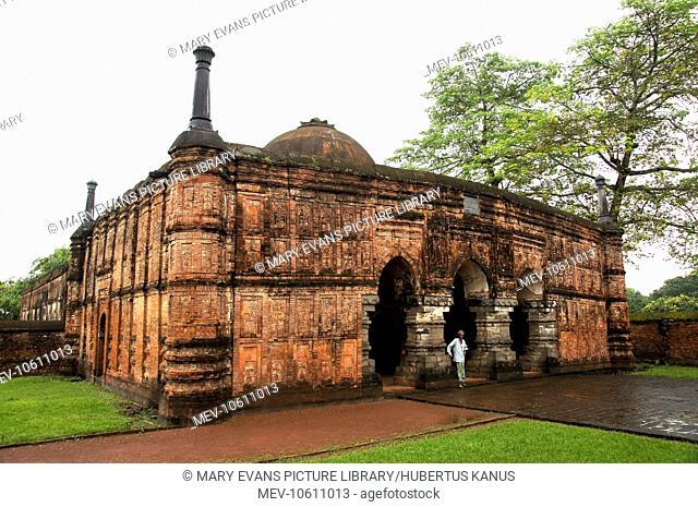 India, West Bengal, Gour: Qadam Rasul Mosque (1531 AD)