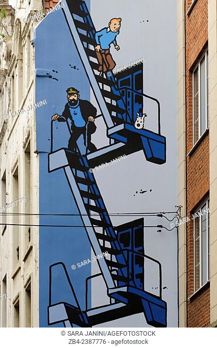 Painted wall, Tintin comic by Hergé, Mural, Marolles district, Brussels, Belgium, Europe
