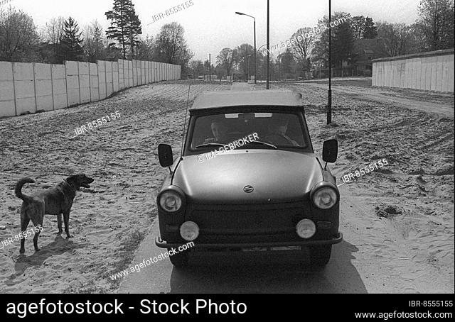 GDR, Berlin, 22, 04. 1990, border strip between the walls near Frohnau, Trabant with border guards, dog