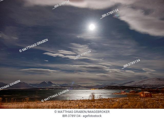 Full moon over the Grindøysund at mTromsø, Troms, Norway