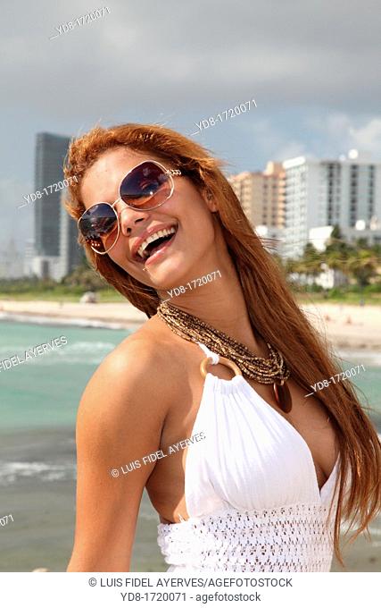 Smailing young woman in Miami Beach, Florida