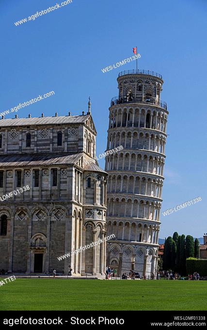 Italy, Tuscany, Pisa, Pisa Cathedral and Leaning Tower of Pisa