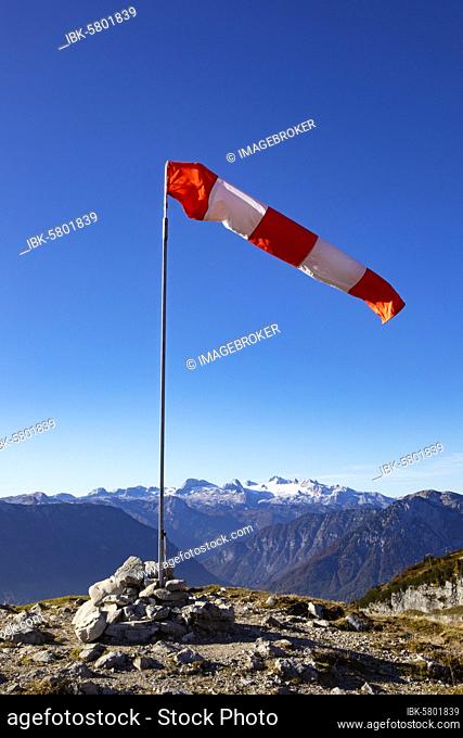 Wind vane on the Loser with view to the Hoher Dachstein, Altaussee, Salzkammergut, Steiermarkt, Austria, Europe