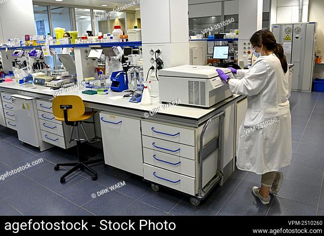 A laboratory analyst pictured in action at the headquarters of the 'Janssen Pharmaceutica' pharmaceutical company in Beerse, Wednesday 17 June 2020