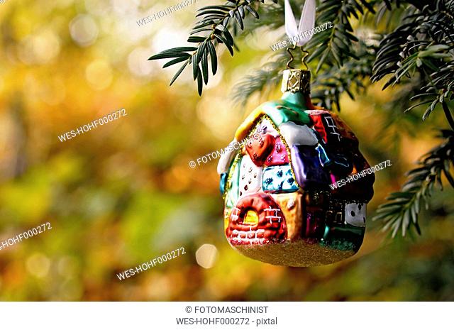 Germany, Minden, christmas bauble, gingerbread house