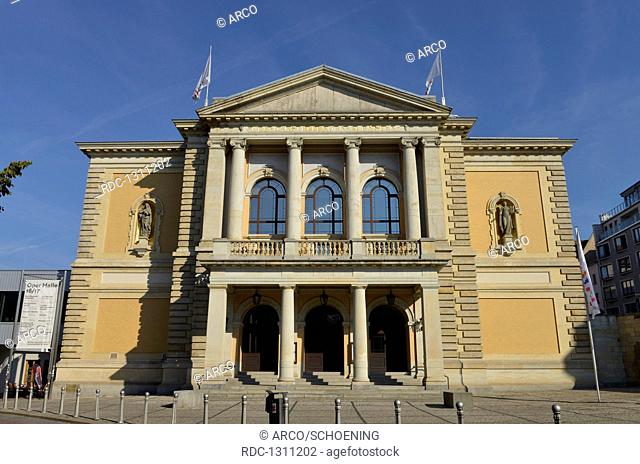 Opernhaus, Universitaetsring, Halle an der Saale, Sachsen-Anhalt, Deutschland