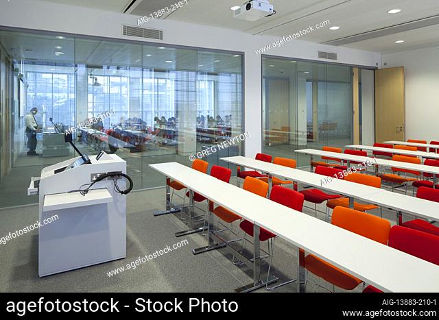 Nottingham Trent University, Arkwright and Newton Buildings - Seminar Room
