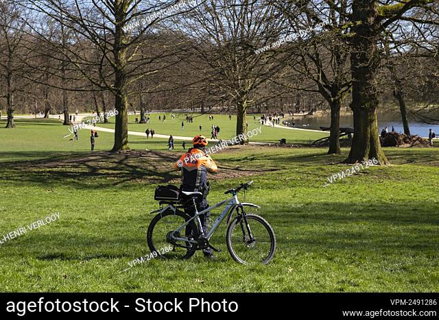Illustration picture shows the police on bike at Bois de La Cambre - Ter Kamerenbos, in Brussels, Sunday 22 March 2020. From March 18th