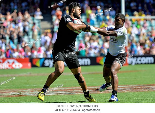 2016 HSBC World Rugby Sevens Sydney Feb 7th. 07.02.2016. Sydney, Australia. HSBC New Zealand versus Fiji Semi Final. New Zealands Joe Webber breaks free to...