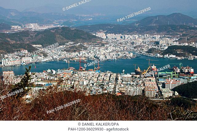 South Korea: Tongyeong city view | usage worldwide. - Tongyeong/Republic of Korea