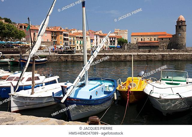 France, Pyrenees Orientales, Collioure, harbour and Notre Dame des Anges Church