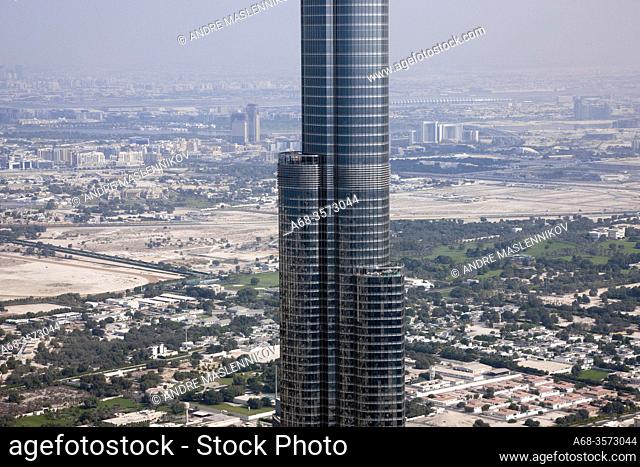 Burj Khalifa. Air photograph. 818 meters high. Dubai, UAE. Photo: André Maslennikov