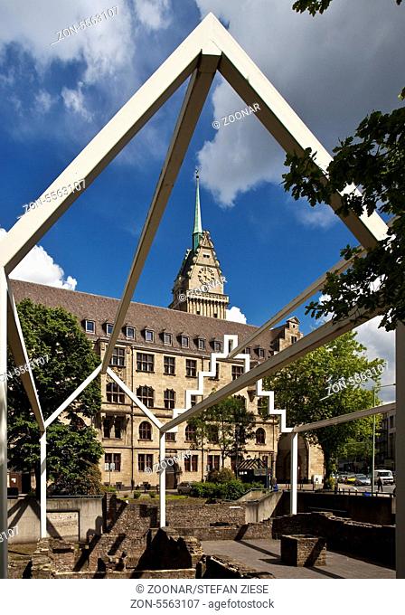 Market, City Hall, Duisburg, Germany