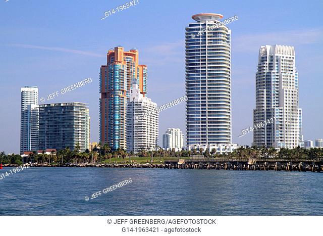 Florida, Miami Beach, water, Government Cut, South Pointe Park, condominium buildings, residences, Atlantic Ocean, Biscayne Bay, Continuum South North I II