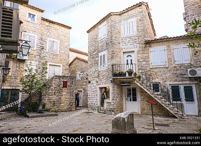 House Cekrdekovic, Pjaceta, Piazzetta, Stari grad, old town, Budva, Montenegro, Europe
