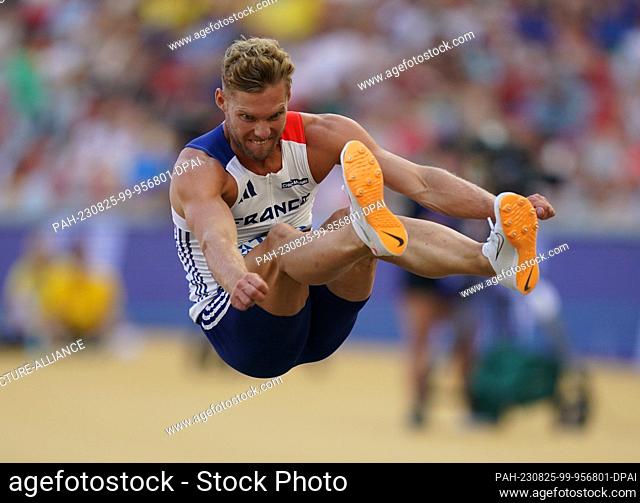 25 August 2023, Hungary, Budapest: Athletics: World Championships, Decathlon, Long Jump, Men, at the National Athletics Center