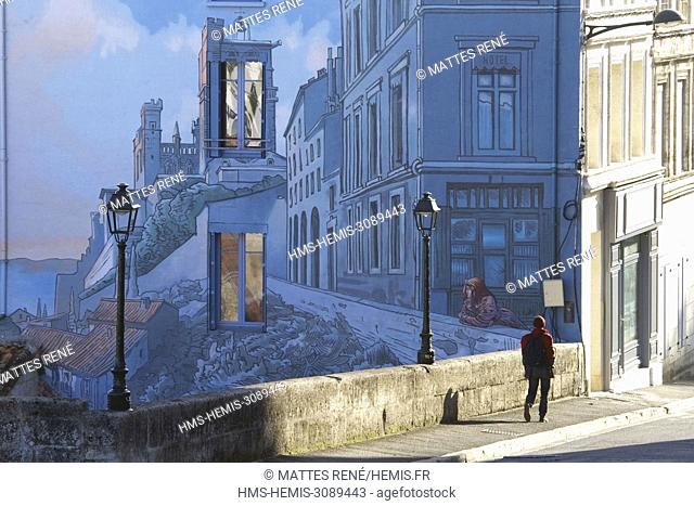 France, Charente, Angouleme, painted walls walk, Boulevard Pasteur, mural by Max Cabanes, La fille des remparts (Girl on ramparts)