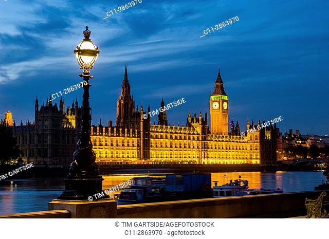 big ben; westminster; houses of parliamen;t night; london; england ;uk;