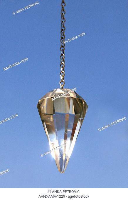 Quartz crystal, quartz, clear quartz, pendulum