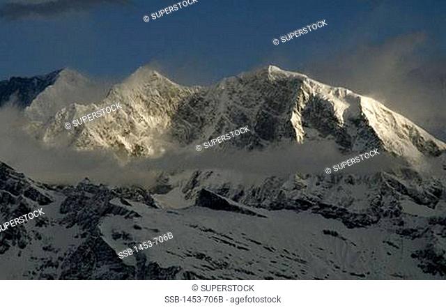 Mountain range covered with snow, Dhaulagiri, Nepal