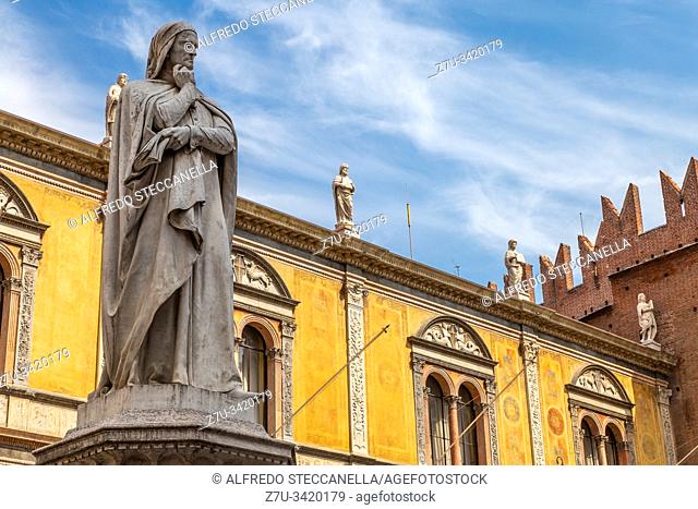 Statue of the great poet Dante Alighieri in Piazza dei Signori is a city square in Verona, Italy