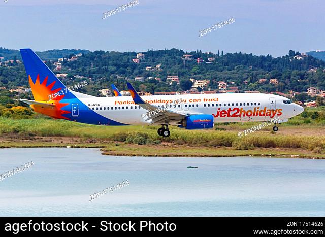 Korfu, Griechenland - 19. September 2020: Eine Boeing 737-800 der Jet2 mit dem Kennzeichen G-JZBC auf dem Flughafen Korfu (CFU) in Griechenland