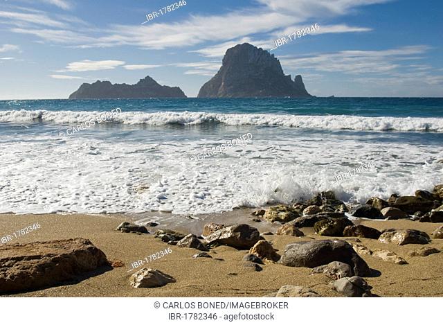 Cliff island of Es Vedrá as seen from Cala d'Hort, Ibiza, Spain, Europe