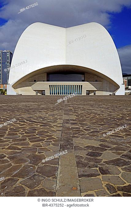Auditorium by Santiago Calatrava, water-side, congress and concert hall, Santa Cruz, Tenerife, Canary Islands, Spain